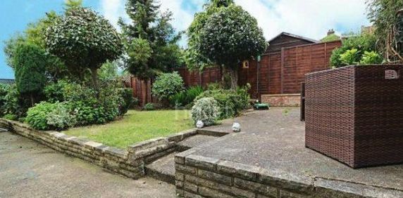 House share to rent - Photo 2