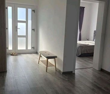 Casa moderna de inchiriat Santandrei - Fotografie 2