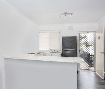 Central location - Photo 4
