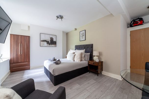 1 Bed Flat, Carlton Mansions, W9 - Photo 1