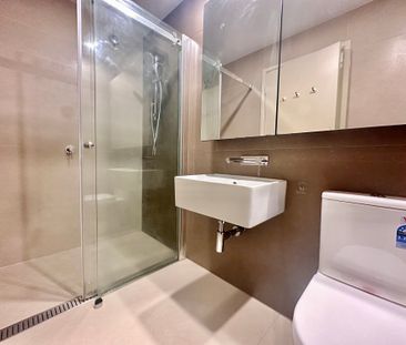 Unbeatable Lifestyle on Collins Street - 1 bedroom 1 bathroom 1 pow... - Photo 4