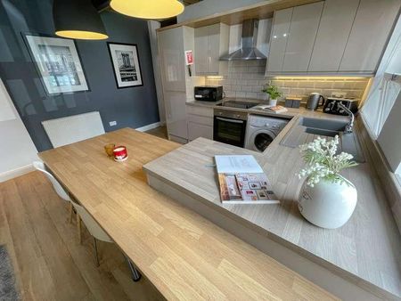 May Street, L3 - Photo 4