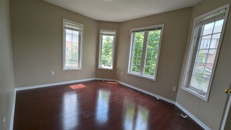 For Lease - 5030 Heatherleigh Avenue Unit# 89, Mississauga, Ontario - Photo 2