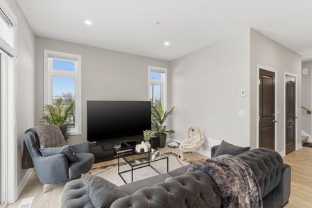 For Lease - 3 Marshall Lane Unit# (Upper), St. Catharines, Ontario - Photo 2