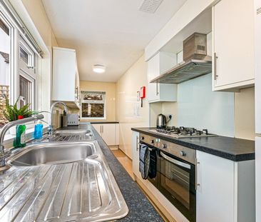 Room in a Shared House, Old Shoreham Road, BN1 - Photo 6