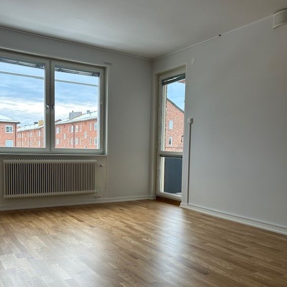 Ljuragatan 31 - Foto 1