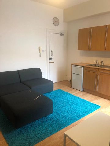 1 Bed Flat, Liverpool, L8 - Photo 3