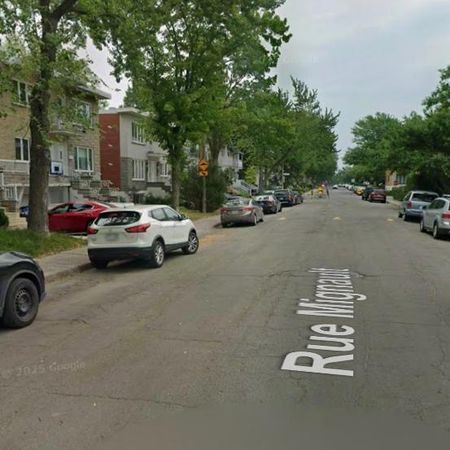 Magnifique 5 1/2 Rénover au complet a louer - Photo 3