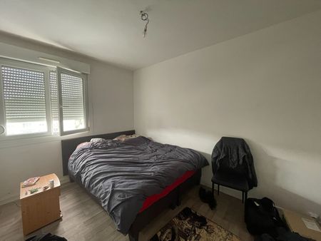 Location Appartement 4 pièces 73m² - Photo 3