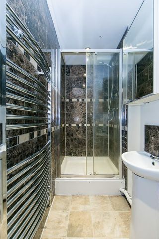 Burchett Grove, Woodhouse, Leeds - Photo 2