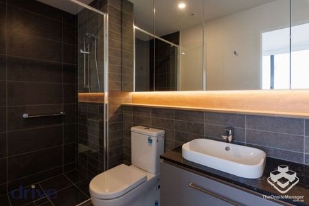 New Apartment Living for Christmas! - Photo 4