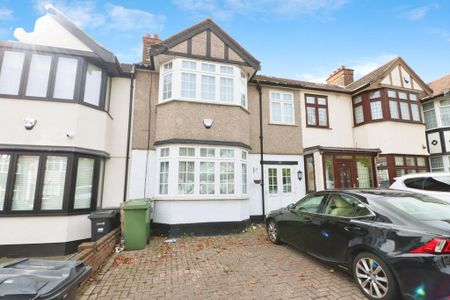 4 bedroom terraced house to rent - Photo 5