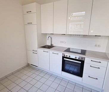 DAMBÖCKGASSE, ESTERHÁZYPARK, 57 m2 Altbau, 2 Zimmer, Küche, Duschba... - Photo 4