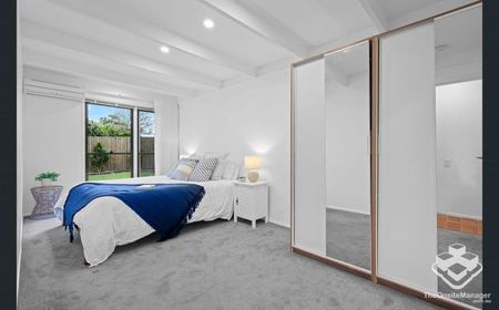 Renovated Family Home with River-Side Lifestyle - Photo 4