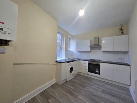 Barry Road, London SE22 - Photo 3