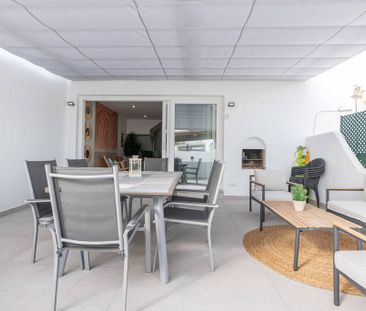 Luxury Townhouse for rent in Casares, Spain - Photo 6