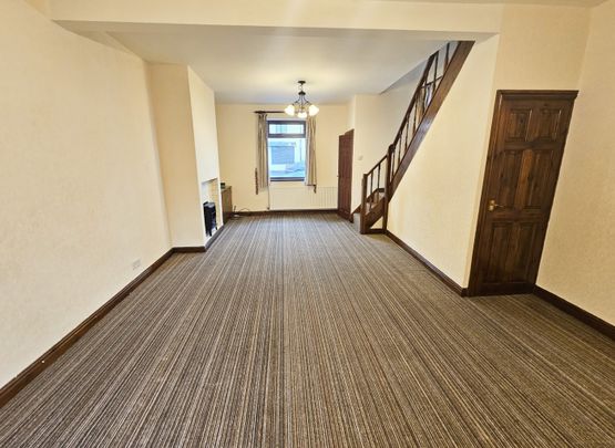 Preston Road, Standish, Wigan, Lancashire, WN6 - Photo 1