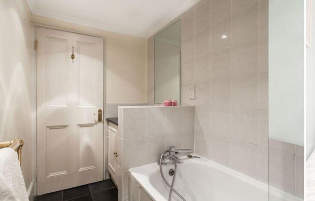 Elsham Road, London - Photo 1