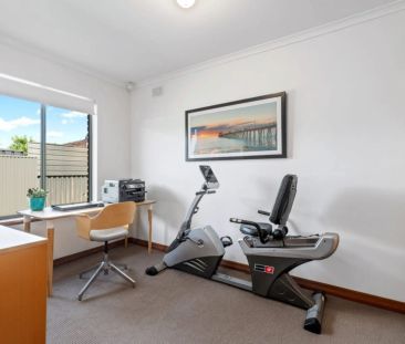 Updated Two Bedroom Unit Only Minutes from Grange Beach - Photo 5