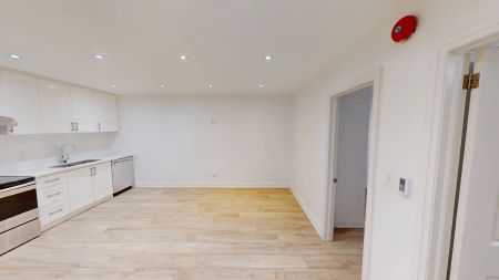COLLEGE ST & OSSINGTON AVE — TWO BEDROOM - Photo 3