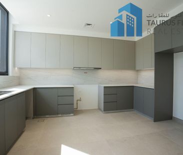Brand New 4 BR Villa in Al Badia: Modern Living in Dubai - Photo 6