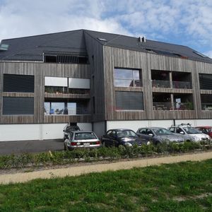 Protected 2-room apartment with loggia for rent in Gollion - Foto 3