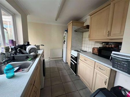 Winchester Road, Romsey, Hampshire, SO51 - Photo 3