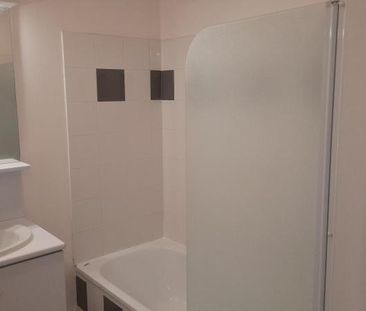 Location Appartement 3 pièces 52m² BORDEAUX 33300 - Photo 5