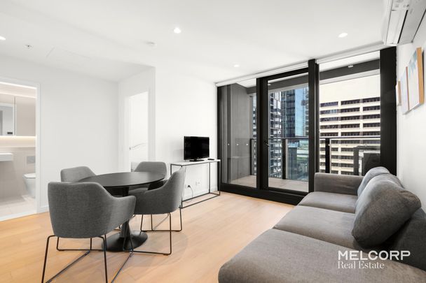 FURNISHED ONE-BED AT MELBOURNE QUARTER - Photo 1