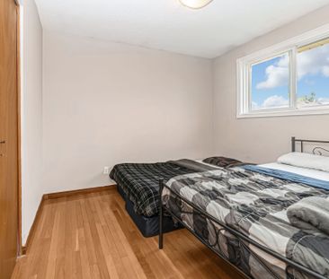 For Lease - 115 Scenic Wood Crescent, Kitchener, Ontario - Photo 6