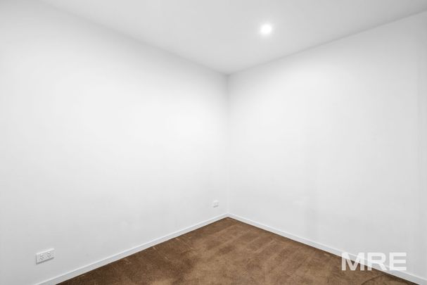 3603/8 Sutherland Street, Melbourne - Photo 1