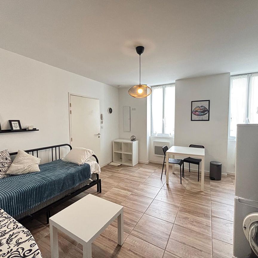 Location Appartement 1 pièce 21m² - Photo 1