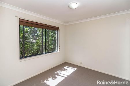 Spacious Four-Bedroom Home in a Prime Kellyville Location - Photo 4