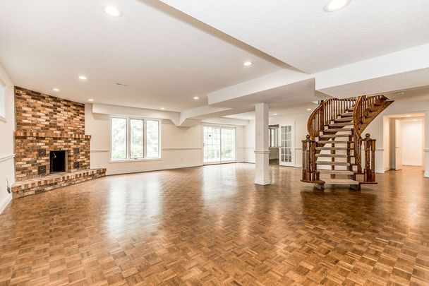 For Lease - 4 Prescott Court, Markham, Ontario - Photo 1