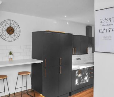 6 bedroom terraced house to rent - Photo 1