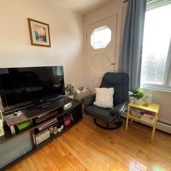 2 CH - 1 SDB - Québec - $1,295 /mo - Photo 1