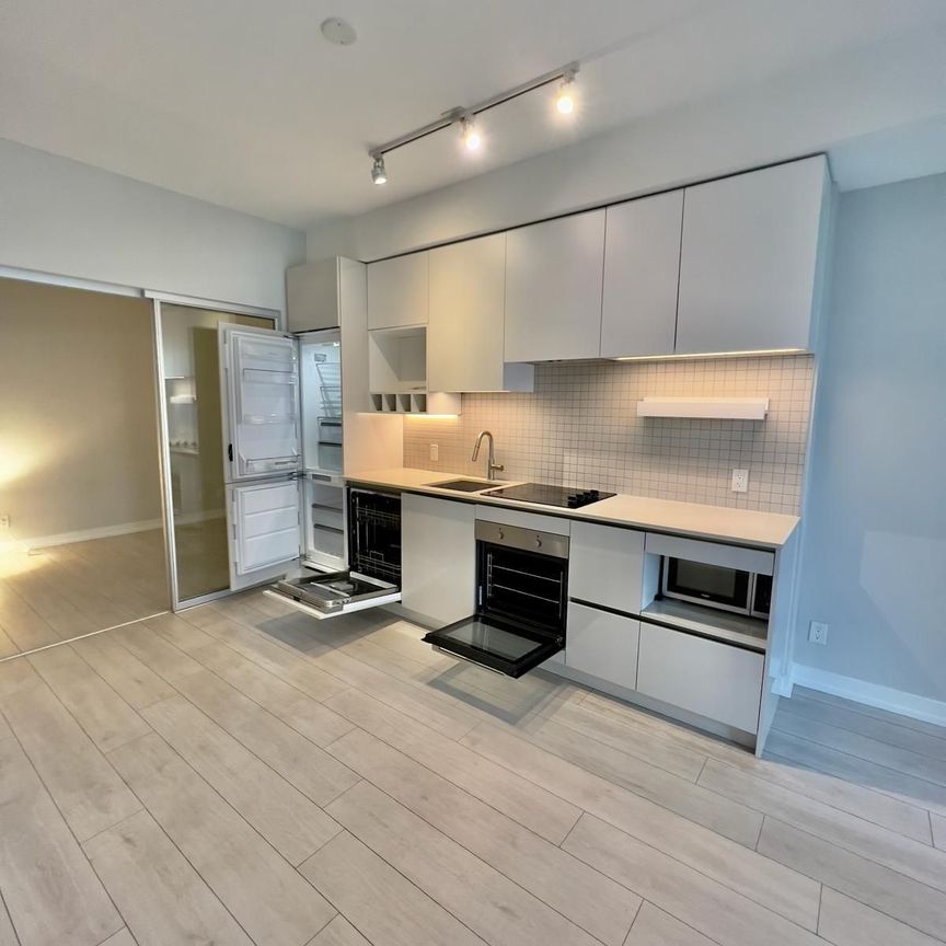 For Lease - 950 Portage Parkway Unit# 2205, Vaughan, Ontario - Photo 1