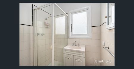 So Convenient! - Photo 5