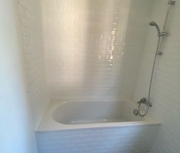 Location Appartement 4 pièces 75m² LA MOTTE SERVOLEX 73290 - Photo 5