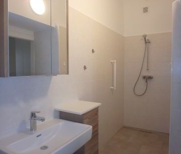 ERSTBEZUG - ALTBAUJUWEL IN TOPSANIERTEM ZUSTAND - Photo 5