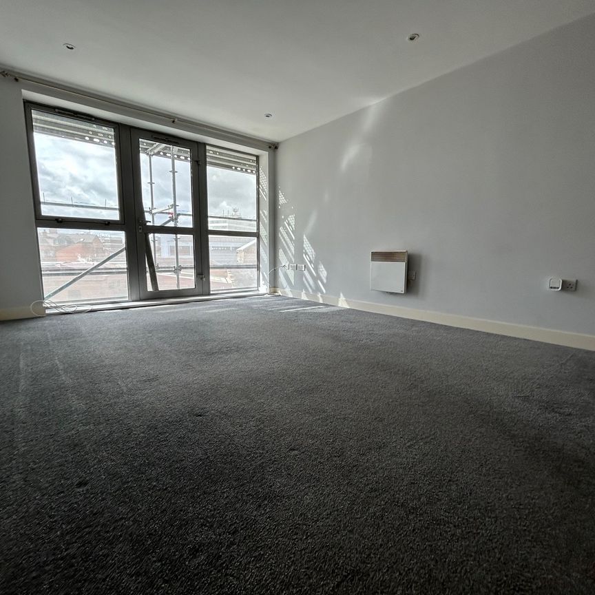 2 bedroom flat to rent - Photo 1