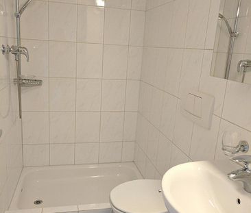 Grosszügige 3.5-Zimmer-Dachgeschoss-Wohnung im schönen Pfungen! - Foto 2