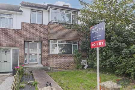 3 bedroom terraced house to rent - Photo 4