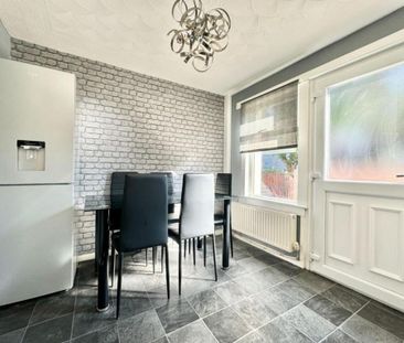 3 bedroom terraced house to rent - Photo 6