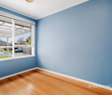 3 Bed, 1 Bath - Photo 3