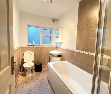 28 Benson Street, Lisburn, BT28 2BG - Photo 6