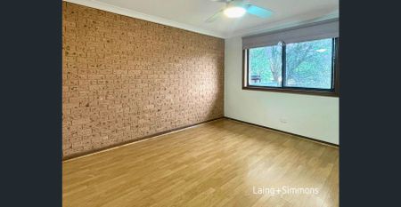 Beautiful three-bedroom villa in prime location - Photo 3