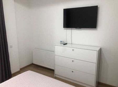 Apartament 2 camere, decomandat, 55 mp, parcare zona strazii Fabricii - Photo 3