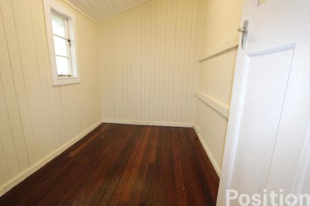 TWO BED TWO STUDY! - Photo 2