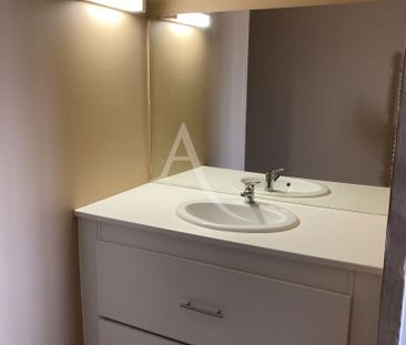 Location Maison 4 pièces 73m² FONTENAY LE COMTE 85200 - Photo 5